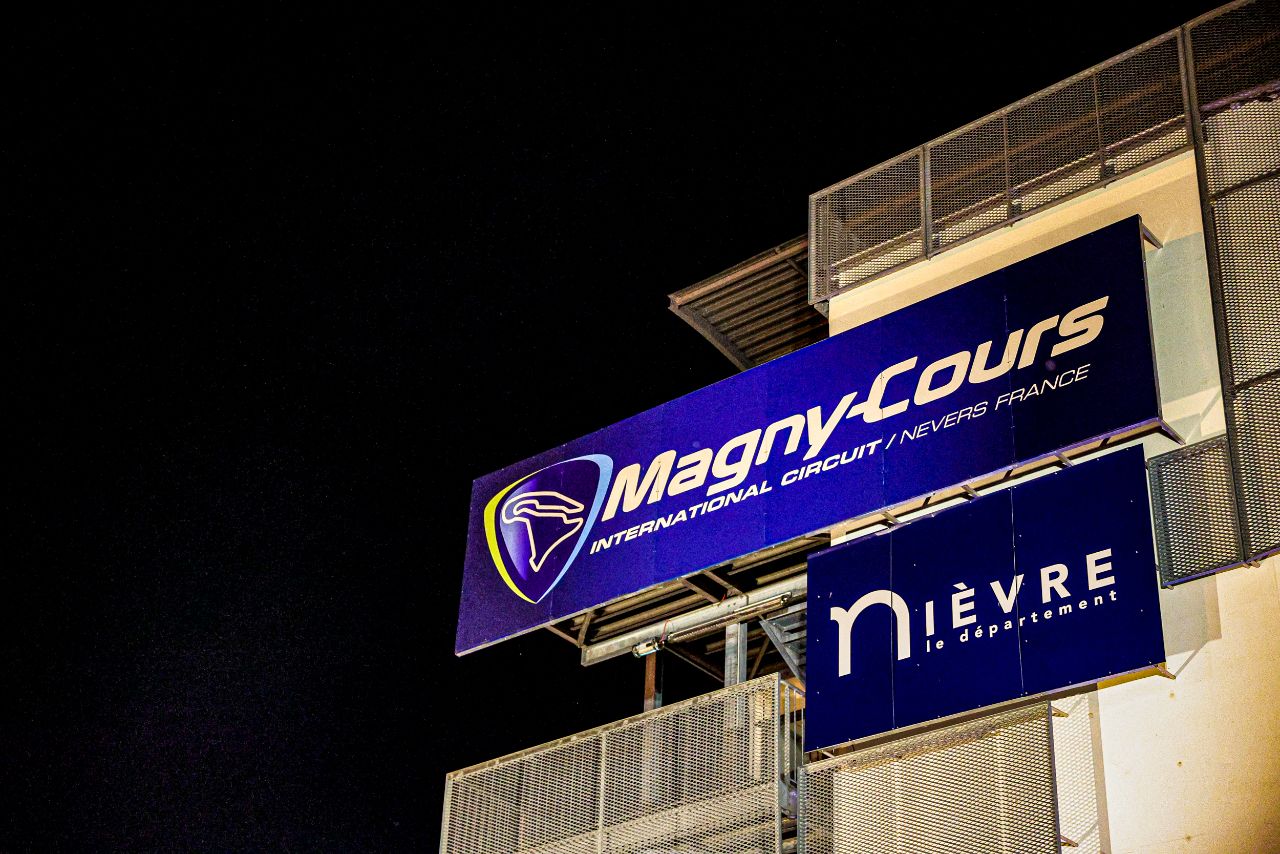 services, Circuit de Nevers Magny-Cours