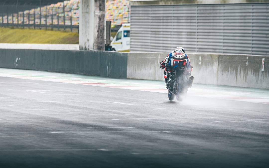 FSBK-FE : DES QUALIFICATIONS MOUVEMENTÉES À MAGNY-COURS