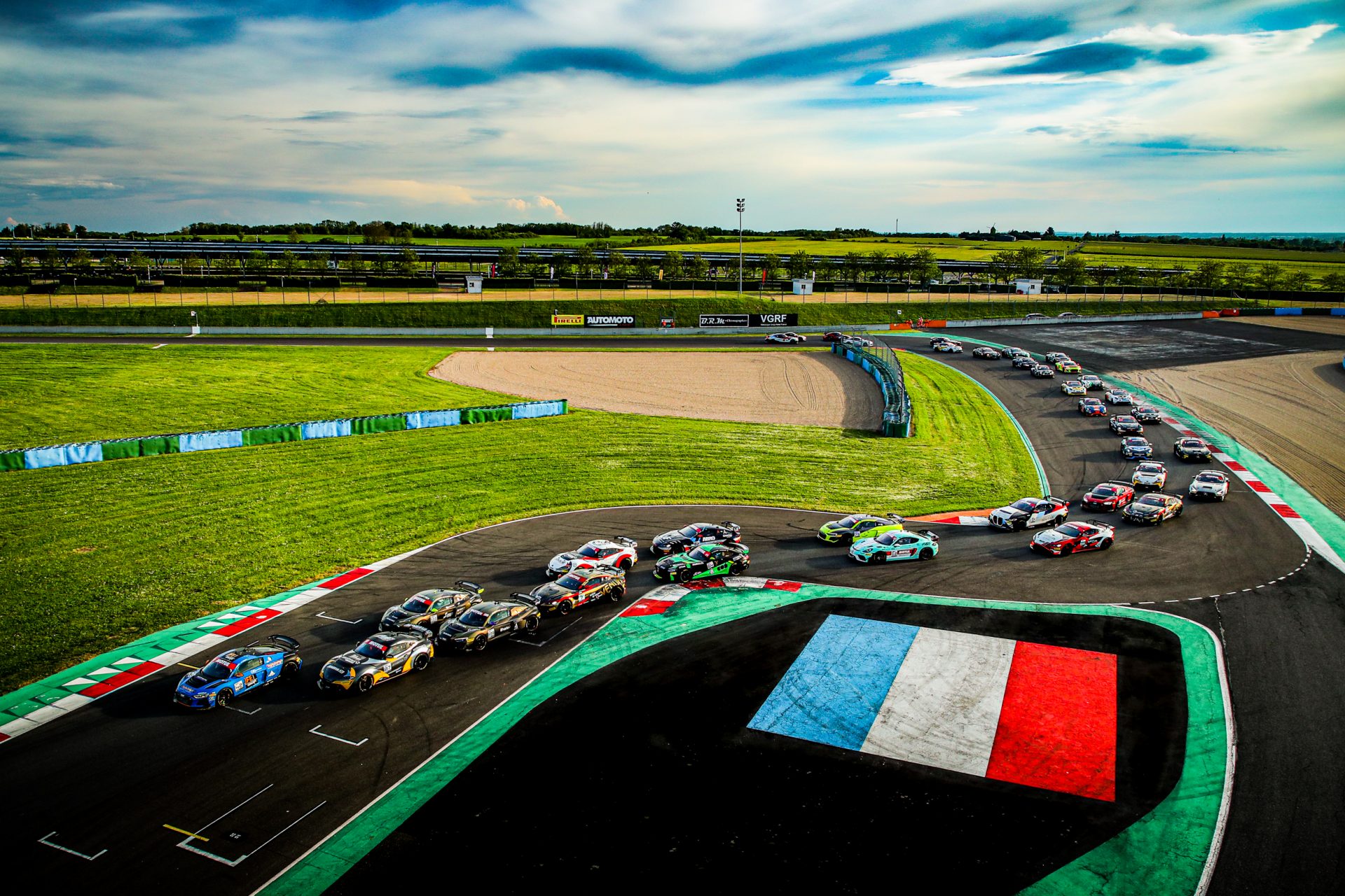 assurance, Circuit de Nevers Magny-Cours