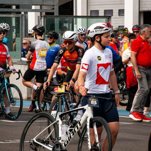12 heures v&eacute;lo, Circuit de Nevers Magny-Cours