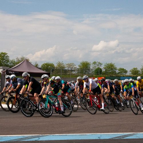 12 heures v&eacute;lo, Circuit de Nevers Magny-Cours