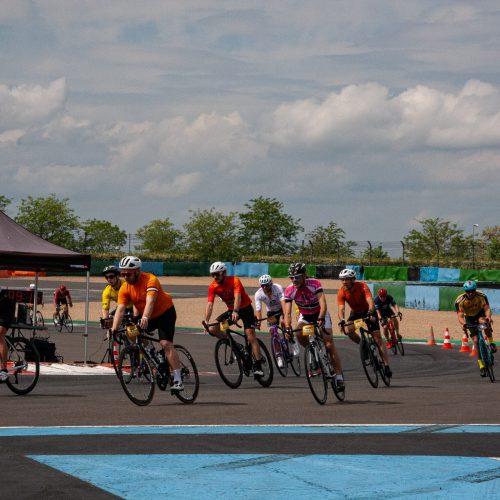 12 heures v&eacute;lo, Circuit de Nevers Magny-Cours