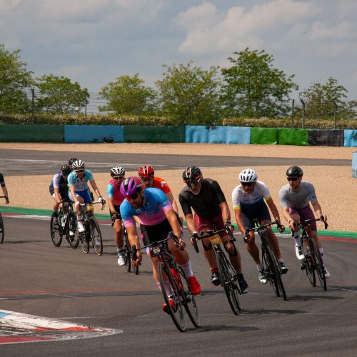 12 heures v&eacute;lo, Circuit de Nevers Magny-Cours