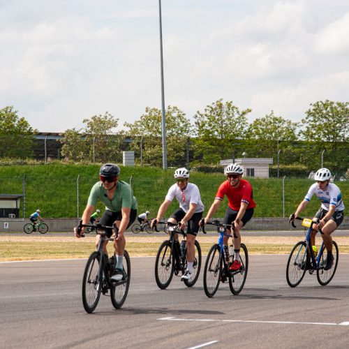 12 heures v&eacute;lo, Circuit de Nevers Magny-Cours