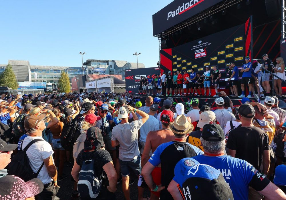 06032_DCP_R9_Ambience