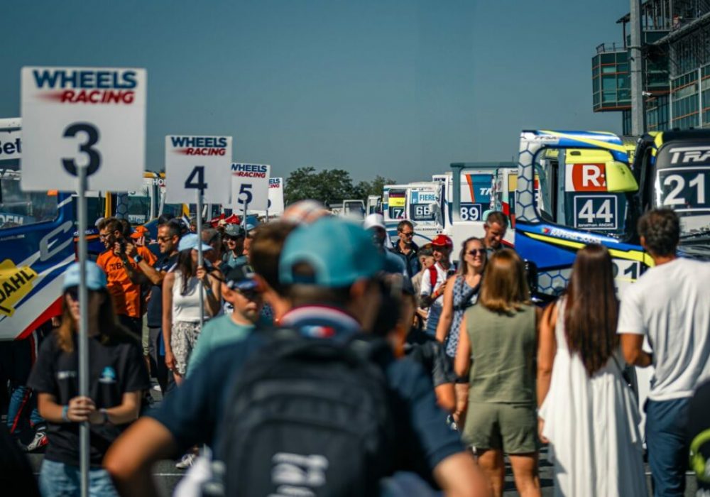 Grid-WAlk-980x653